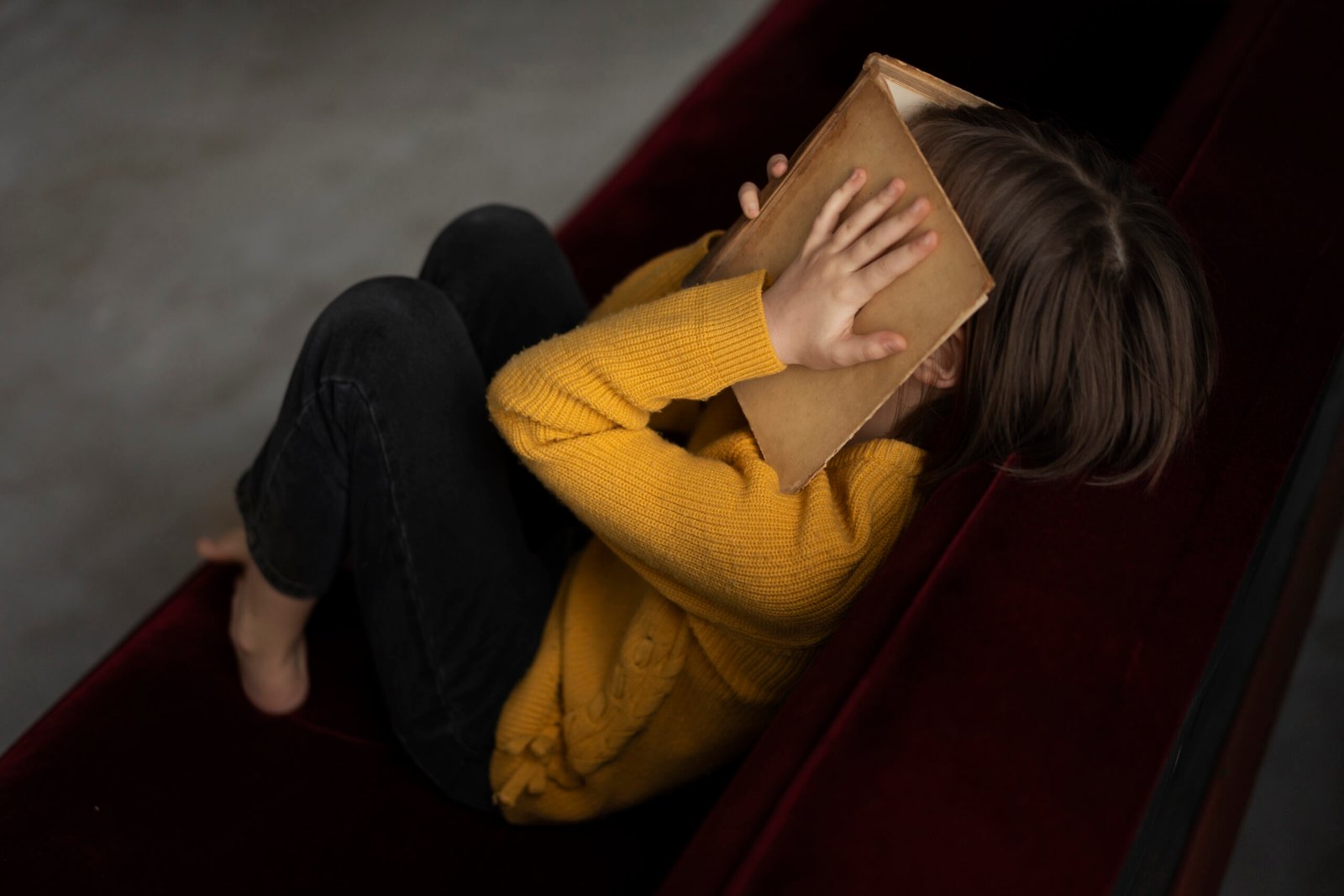 Ansiedade na Adolescência: Sinais, Sintomas e Como Ajudar seu Filho
